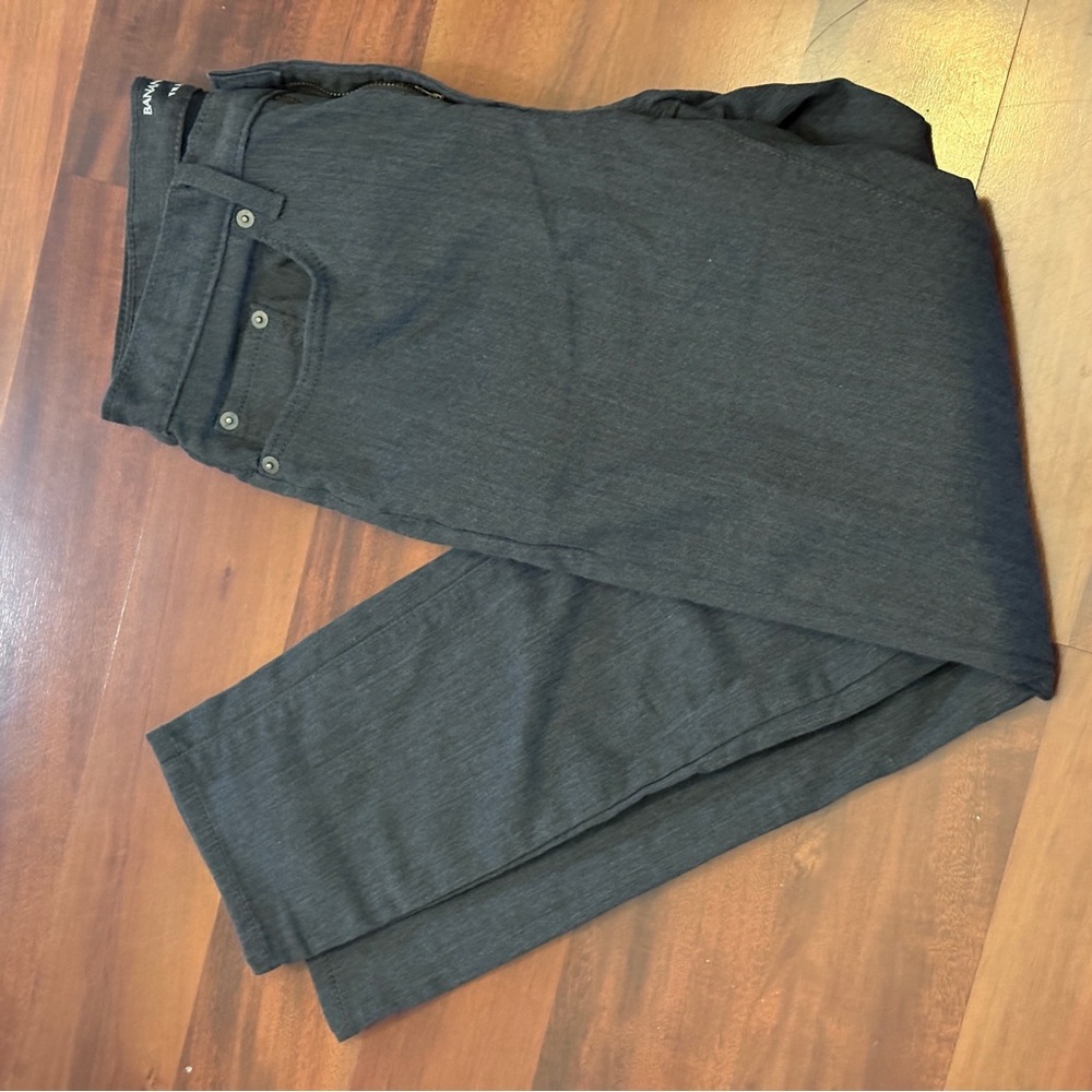 Banana Republic Men’s travel Jean Dark Gray Denim 30x30